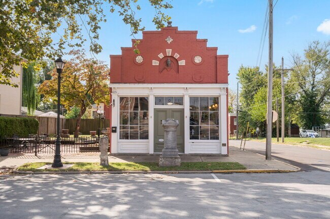Plus de détails pour 901 Franklin Ave, Lexington, MO - Commerce de détail à vendre