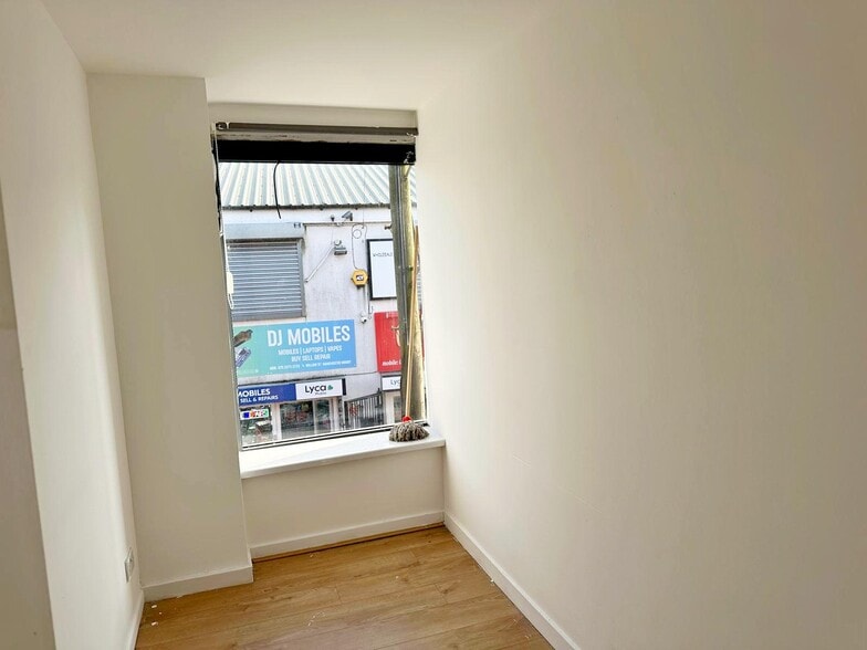 17-23 Broughton Ln, Manchester à louer - Photo du bâtiment - Image 2 de 5