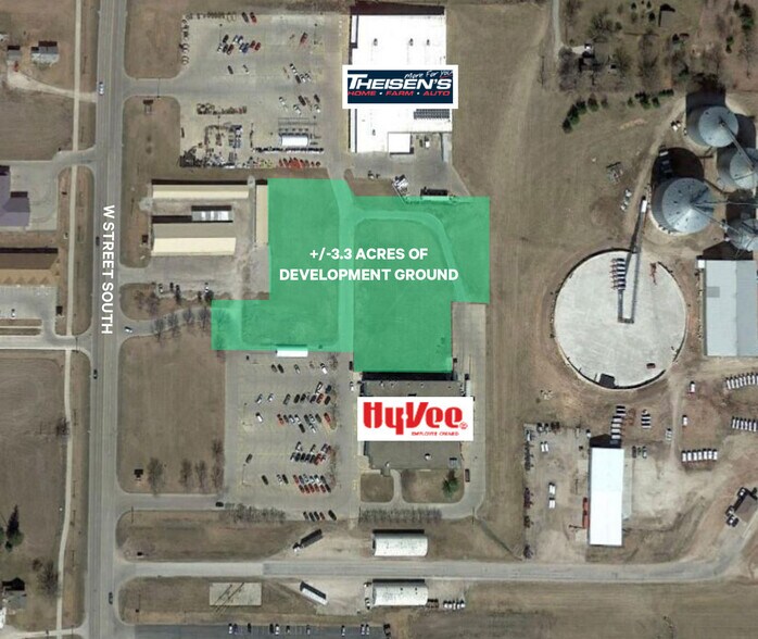 320 West St S, Grinnell, IA for sale - Aerial - Image 1 of 2