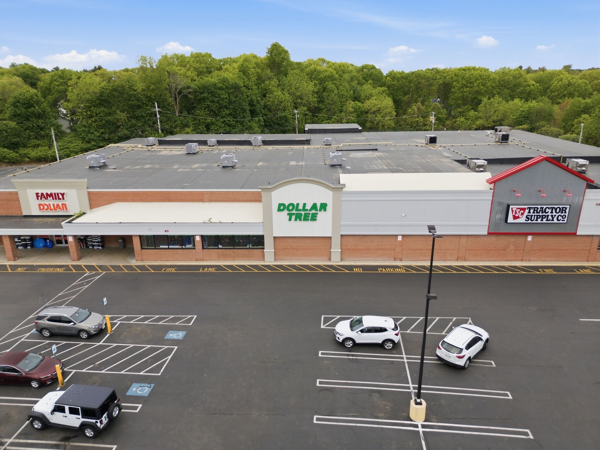 800 S Franklin St, Holbrook, MA for lease Building Photo- Image 1 of 10