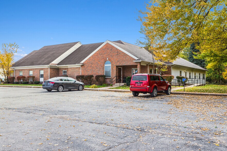 8984 E US Highway 20, New Carlisle, IN à vendre - Photo du bâtiment - Image 3 de 9