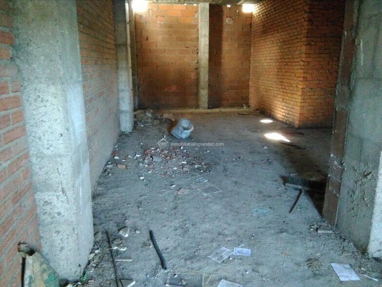 Commerce de détail dans Cáceres, Cáceres à louer - Photo du bâtiment - Image 3 de 7