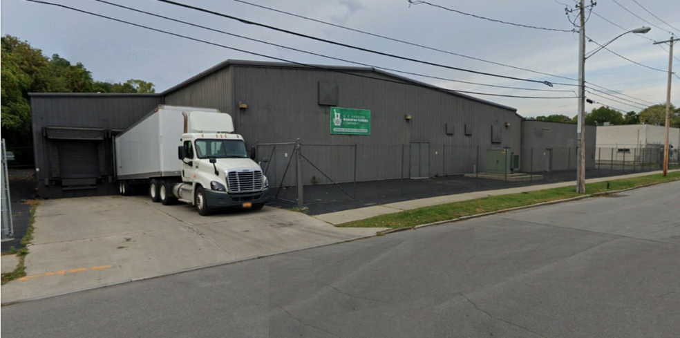 123 Larned St, Syracuse, NY à louer - Photo du bâtiment - Image 3 de 10