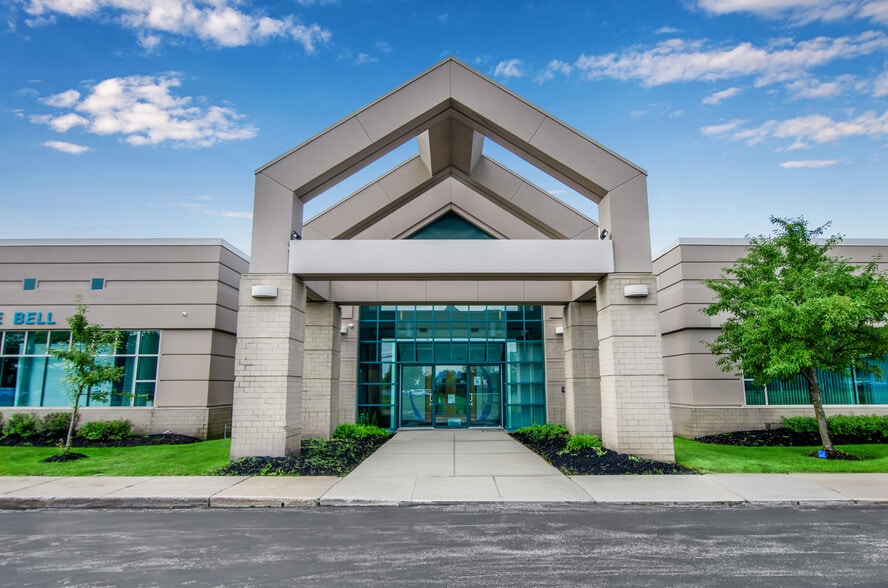 75 Earhart Dr, Amherst, NY for lease - Building Photo - Image 3 of 44