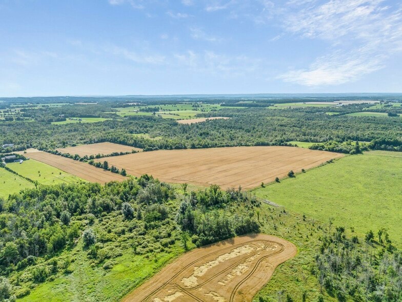 385477 20 Sideroad, Amaranth, ON à vendre - Photo du bâtiment - Image 2 de 3
