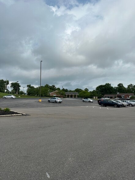 5113 Old Taylor Mill, Taylor Mill, KY for lease - Building Photo - Image 3 of 4