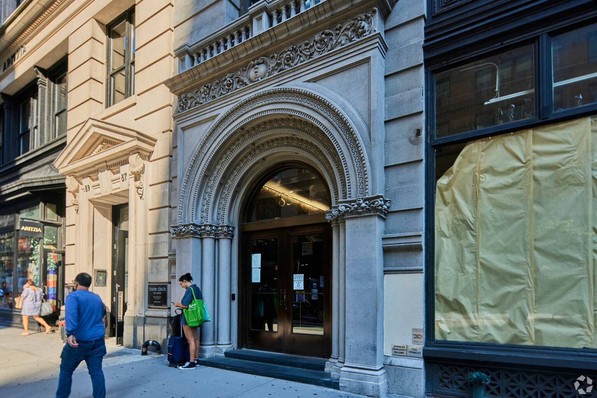 85 Fifth Ave, New York, NY à vendre Photo du bâtiment- Image 1 de 1