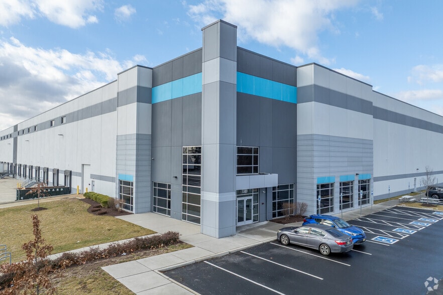 1369 Lamberton Rd, Hamilton Township, NJ for lease - Building Photo - Image 3 of 11