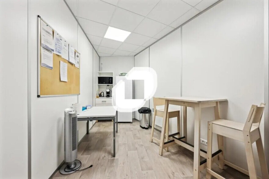 Office in Rosny-sous-Bois for sale - Interior Photo - Image 2 of 14