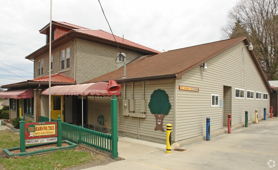 715 N Kanawha St, Beckley, WV à louer - Photo du bâtiment - Image 2 de 89