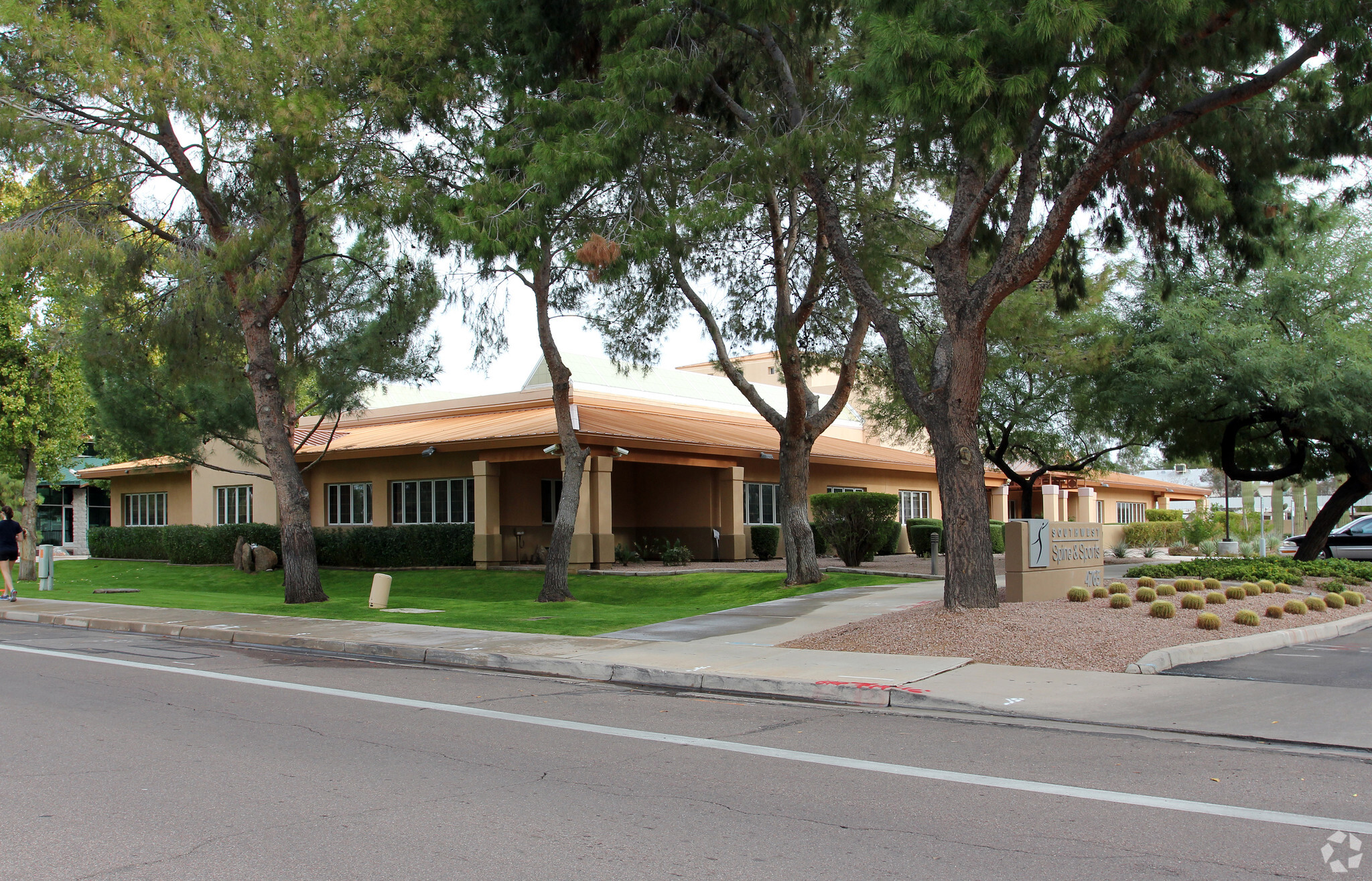 4765 S Lakeshore Dr, Tempe, AZ à vendre Photo principale- Image 1 de 1