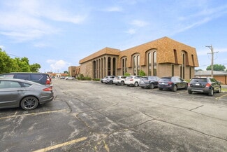 Plus de détails pour 4647 W 103 St, Oak Lawn, IL - Bureau à vendre