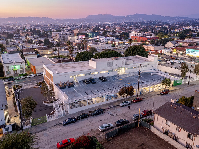 130 S Alvarado St, Los Angeles, CA à vendre - Photo du bâtiment - Image 2 de 8