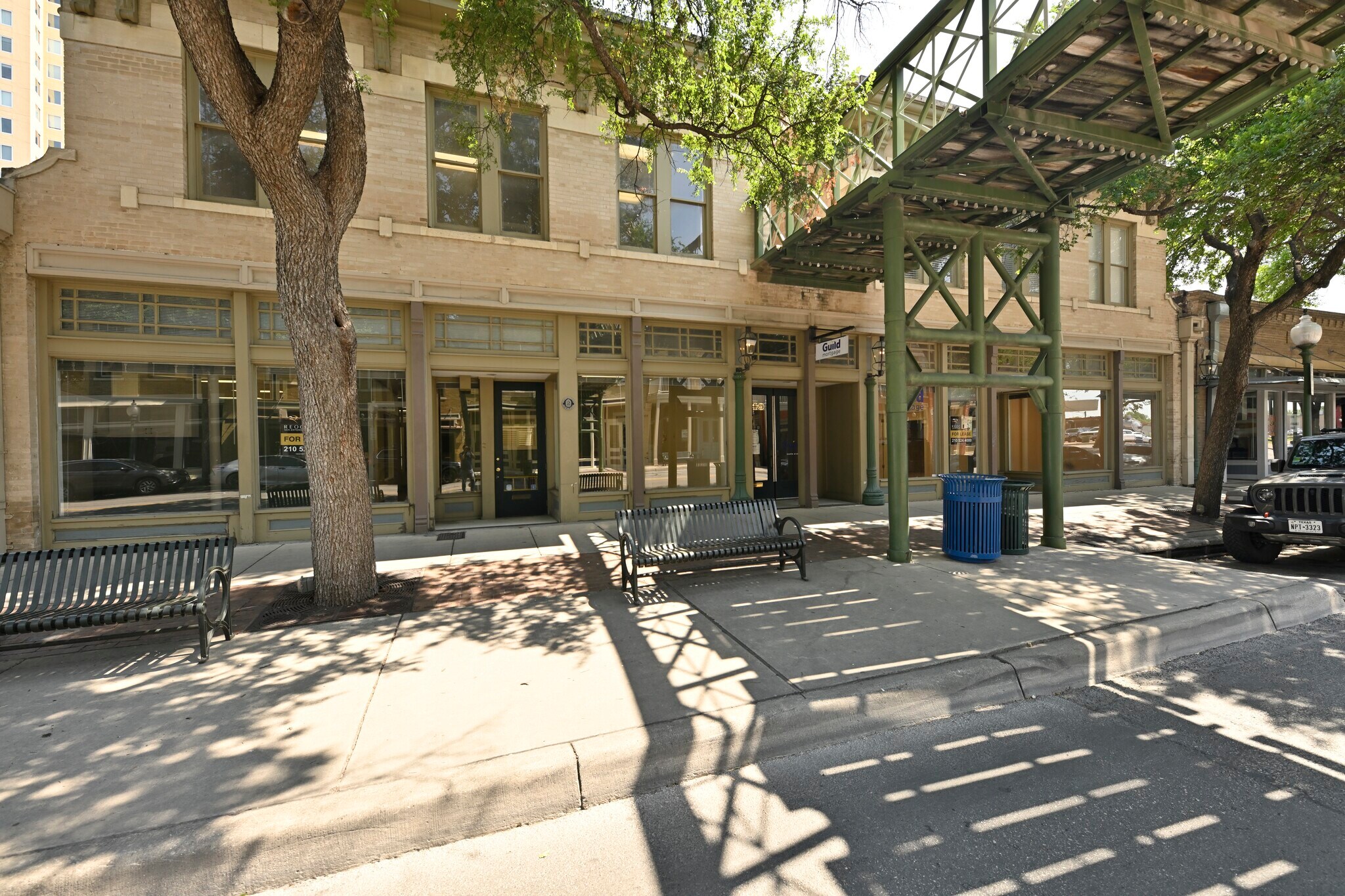 1145 E Commerce St, San Antonio, TX à louer Photo principale- Image 1 de 4