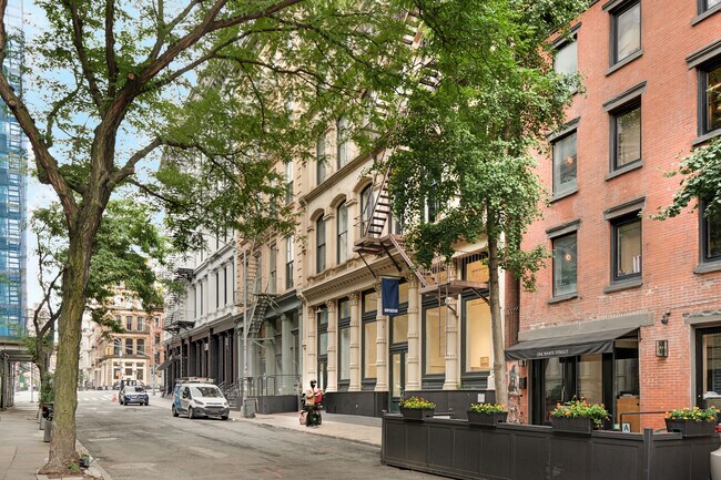 Plus de détails pour 223 W Broadway, New York, NY - Bureau à louer