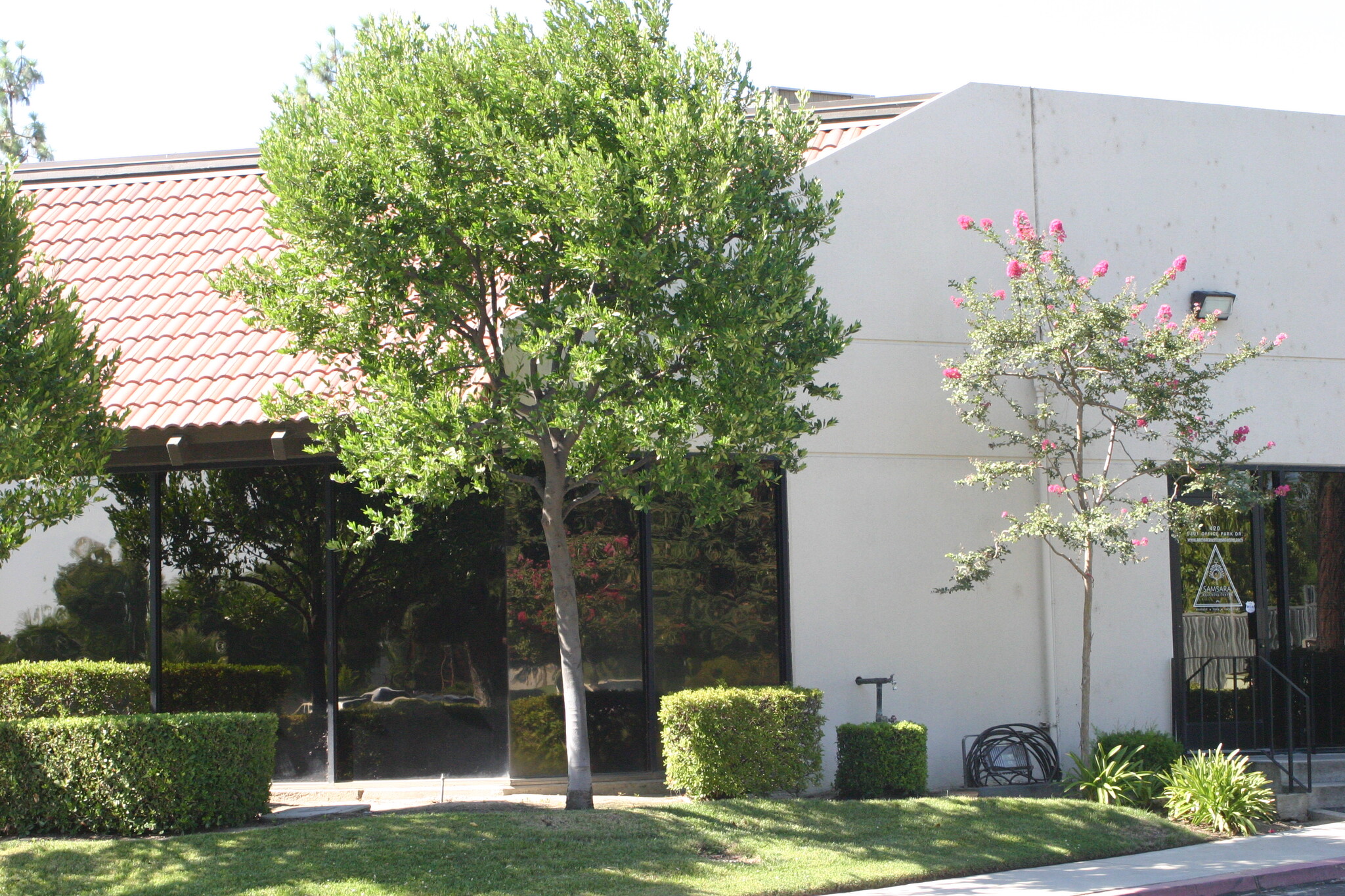 5301 Office Park Dr, Bakersfield, CA à vendre Photo du bâtiment- Image 1 de 1