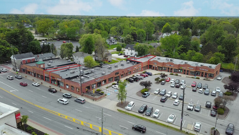 13500 Pearl Rd, Strongsville, OH for lease - Building Photo - Image 1 of 2
