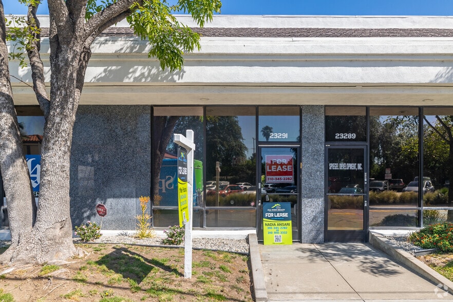 23291 Ventura Blvd, Woodland Hills, CA for lease - Building Photo - Image 3 of 10
