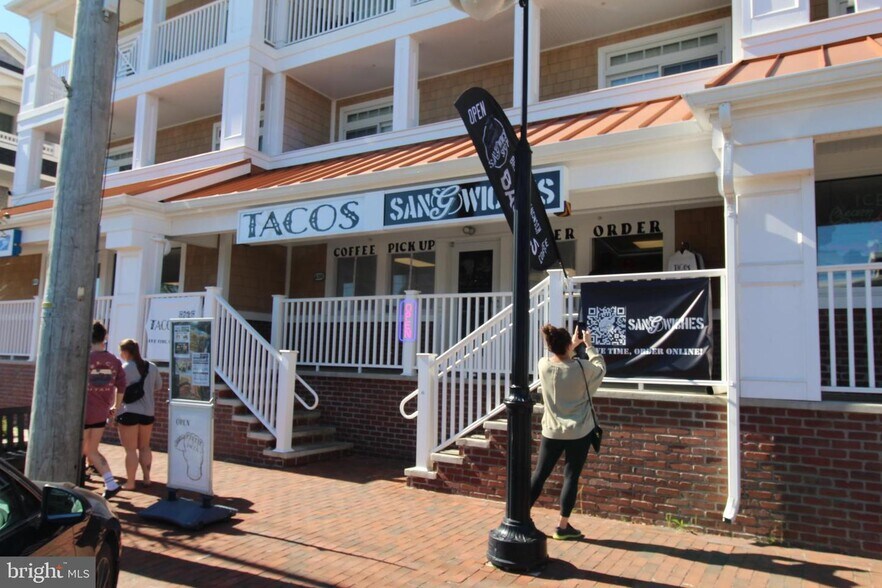 510 N Bay Ave, Beach Haven, NJ à vendre - Photo du bâtiment - Image 2 de 13