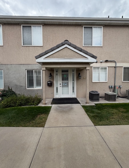 1423-1435 N 1200 W, Orem, UT for lease - Building Photo - Image 1 of 4