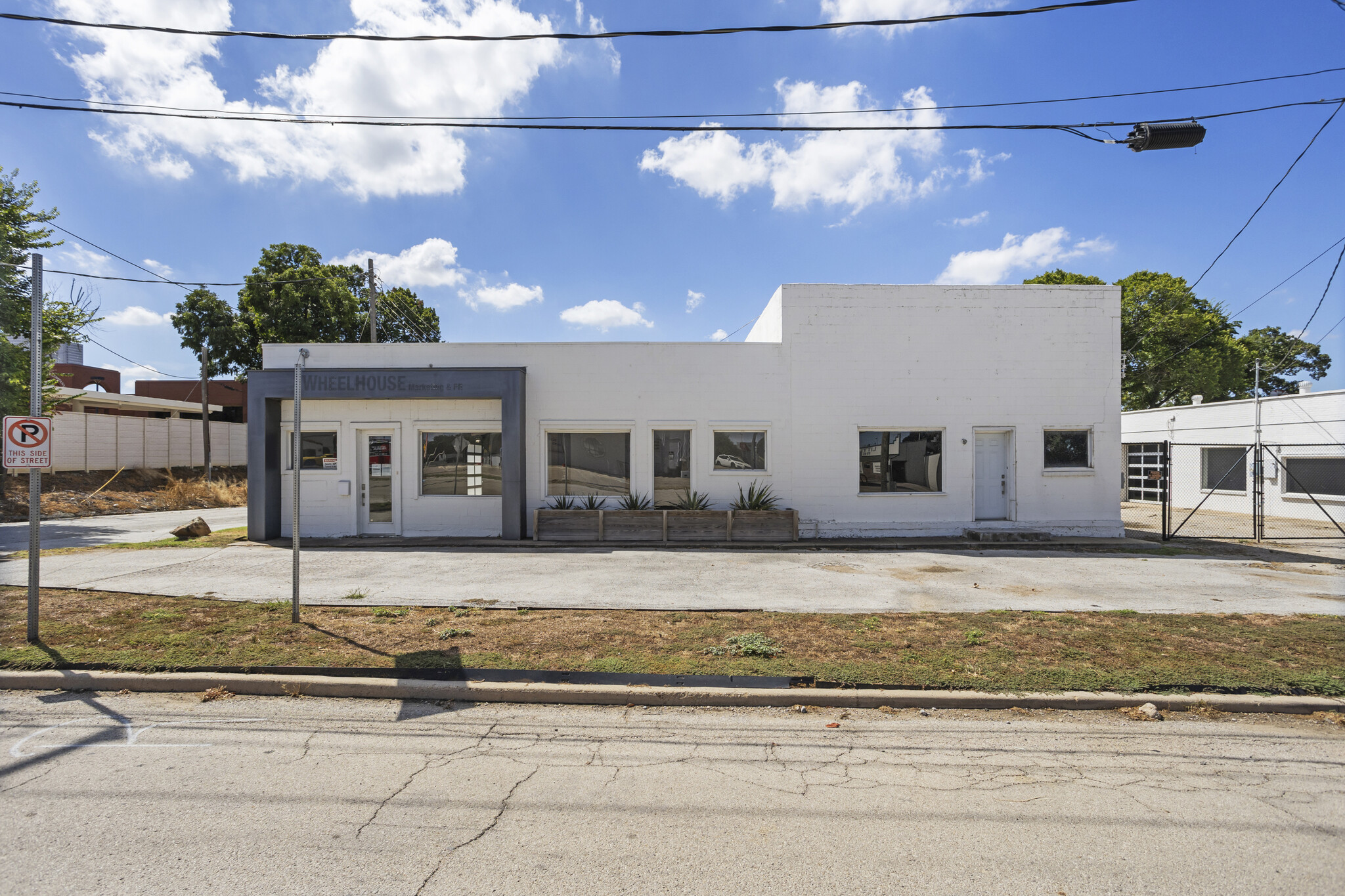 1717 White Settlement Rd, Fort Worth, TX for lease Building Photo- Image 1 of 35