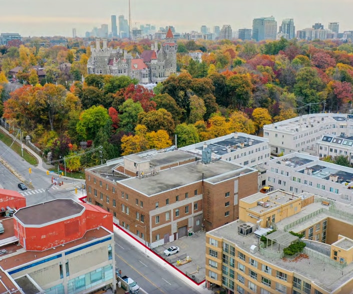 555 Davenport Rd, Toronto, ON for sale - Primary Photo - Image 1 of 5