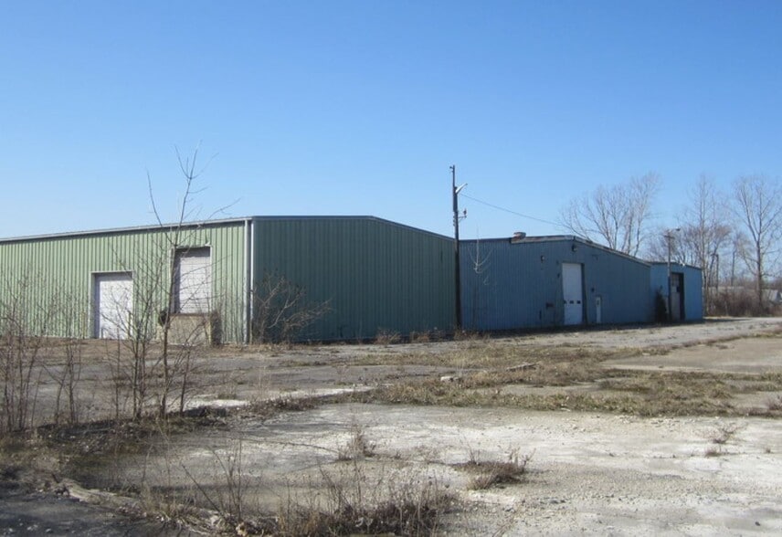 215 Maple St, Port Clinton, OH for lease - Primary Photo - Image 1 of 5