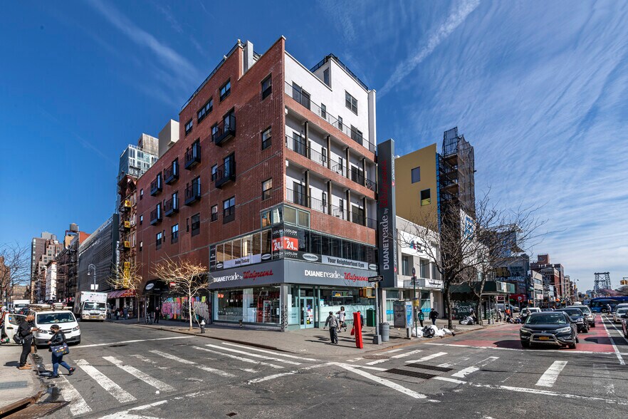 100 Delancey St, New York, NY à louer - Photo du bâtiment - Image 3 de 10