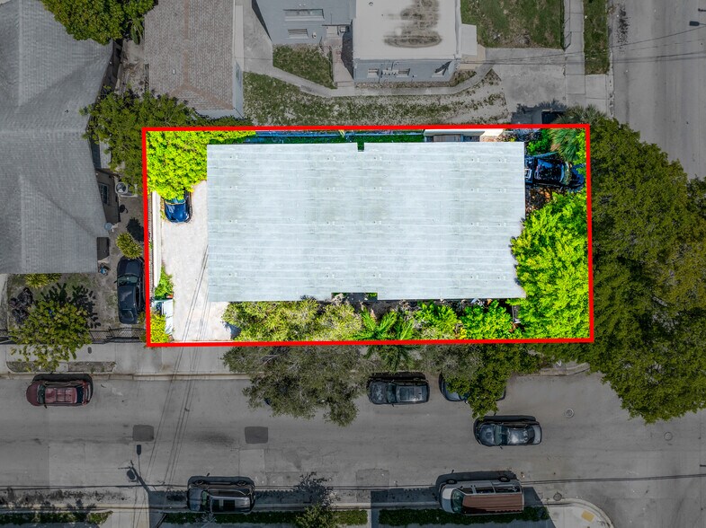 327 SW 13th Ave, Miami, FL for sale - Building Photo - Image 2 of 44