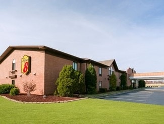 Plus de détails pour 2055 E 5th St, Metropolis, IL - Services hôteliers à vendre