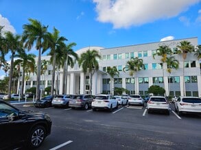 2500 Weston Rd, Weston, FL à louer Photo du bâtiment- Image 1 de 13