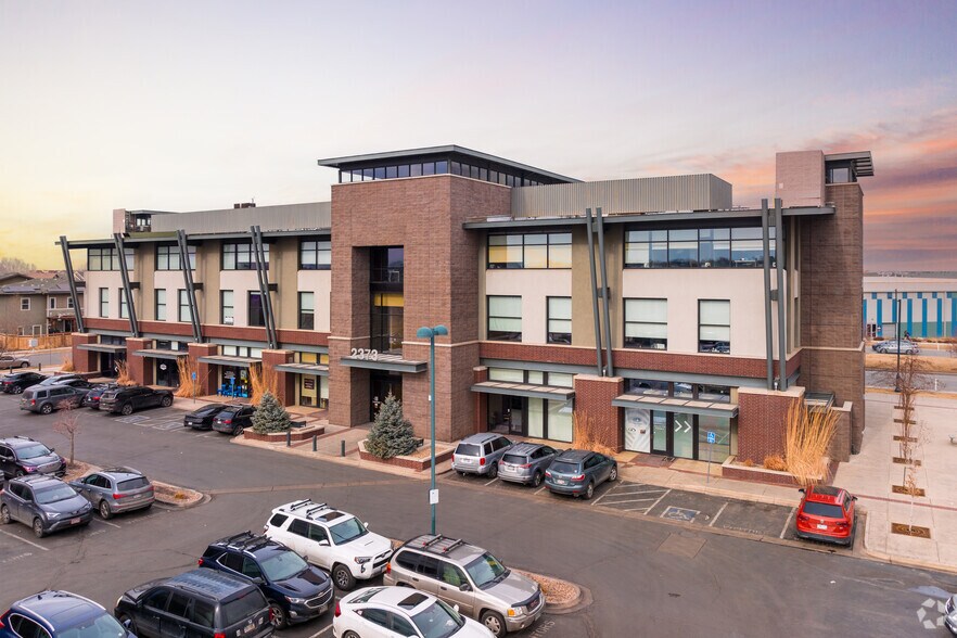 2373 Central Park Blvd, Denver, CO à vendre - Photo du bâtiment - Image 1 de 19