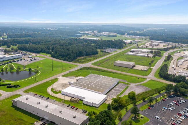 Plus de détails pour 2304 Industrial Dr, Cullman, AL - Industriel à louer