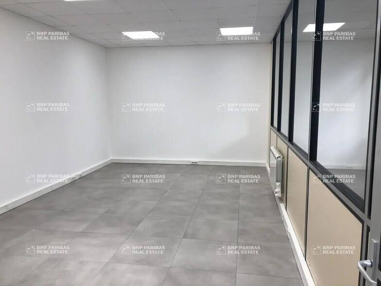 Flex in Betton for lease - Building Photo - Image 2 of 6