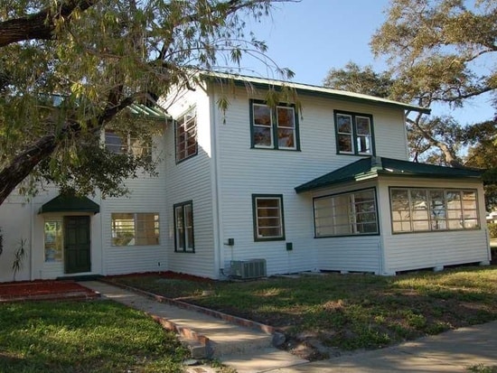 1605 19th Pl, Vero Beach, FL for lease - Building Photo - Image 2 of 16