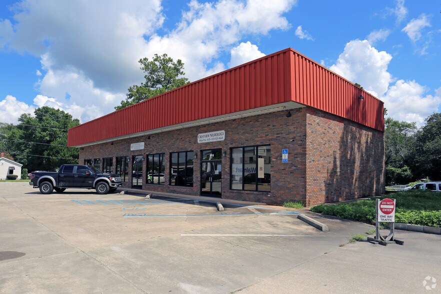 535 S Ferdon Blvd, Crestview, FL for lease - Primary Photo - Image 1 of 7