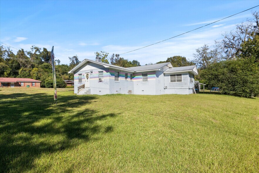 327 S Adams St, Quincy, FL à vendre - Photo du bâtiment - Image 2 de 29