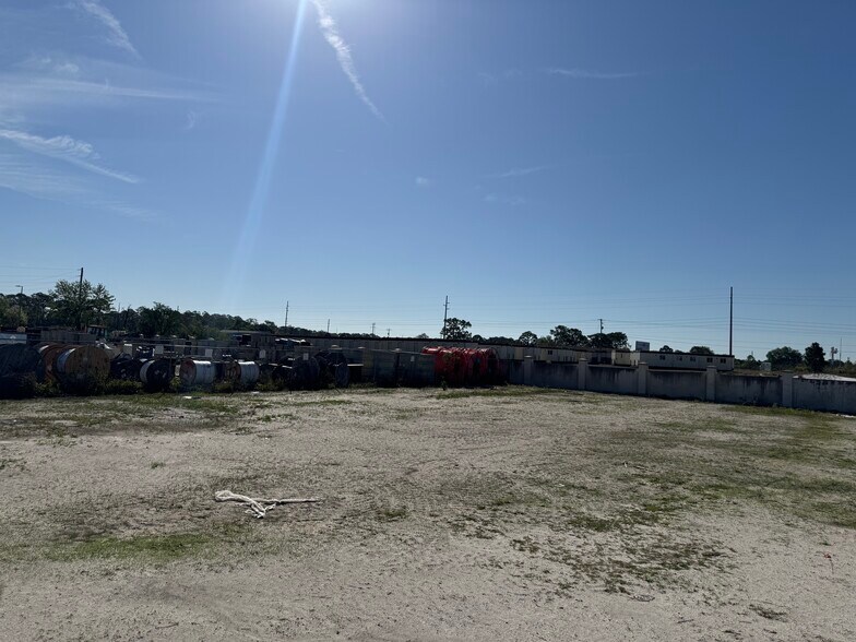 7979 Associate Boulevard, Sebring, FL à louer - Photo du bâtiment - Image 3 de 4