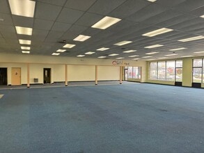 1071-1119 Fort St, Lincoln Park, MI for lease Interior Photo- Image 2 of 4