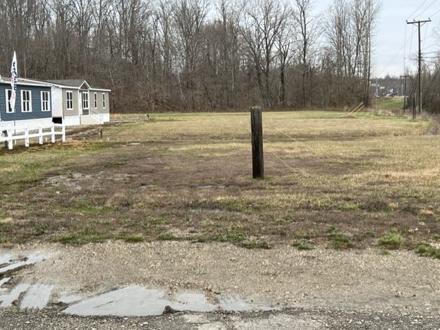 13121 Slone Ct, Ashland, KY for sale - Building Photo - Image 2 of 5