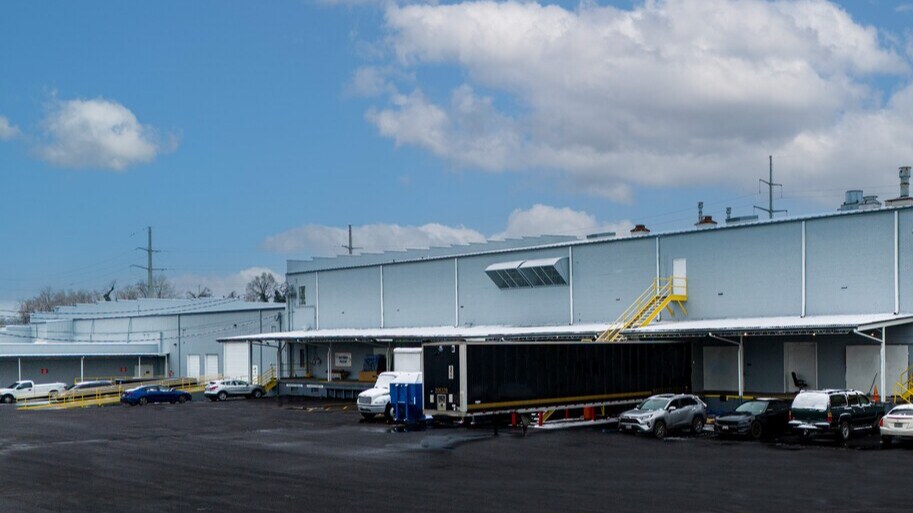 3330 Hollins Rd, Roanoke, VA à louer - Photo du bâtiment - Image 2 de 8