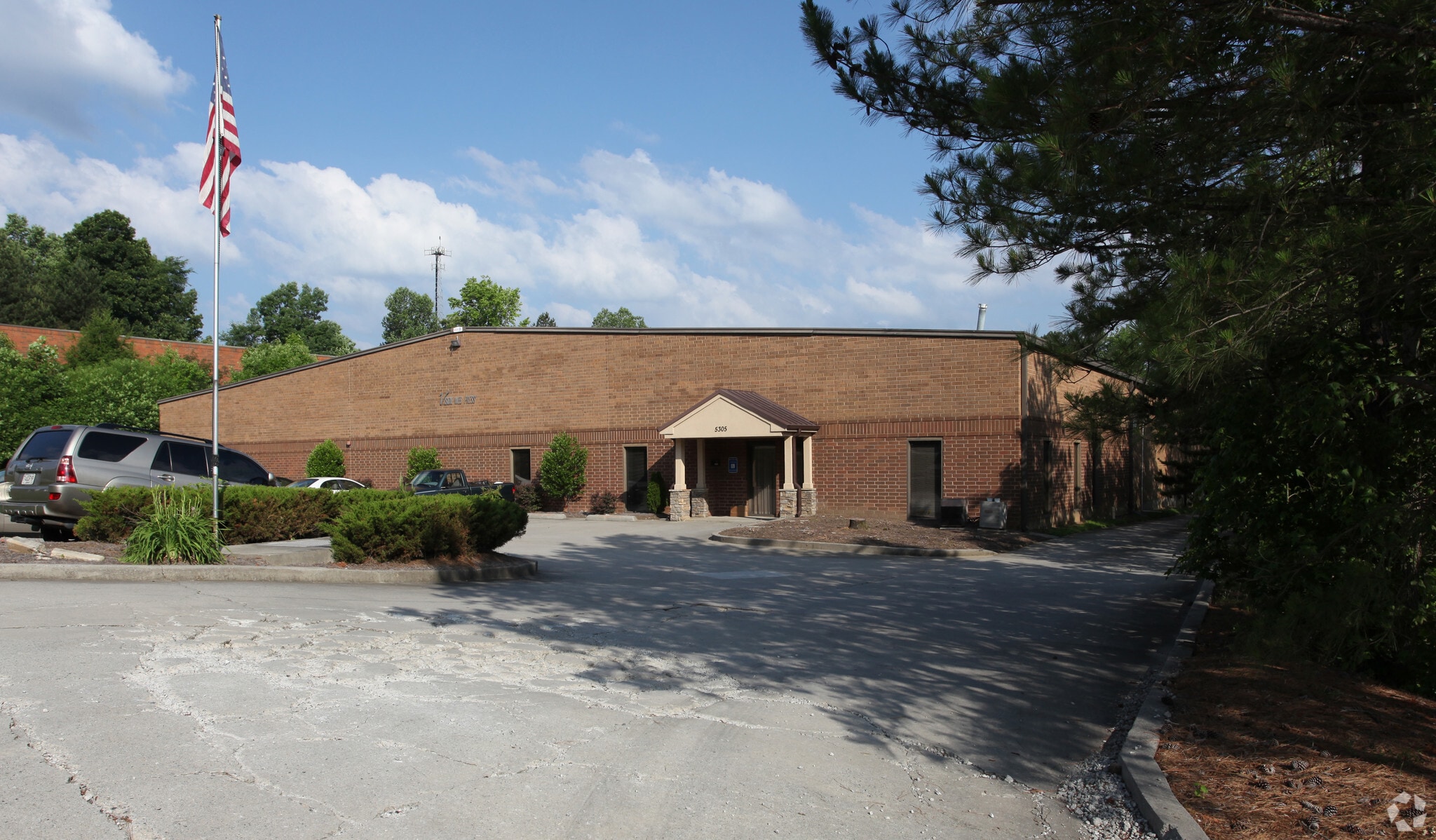 5305 Webb Pky NW, Lilburn, GA à vendre Photo principale- Image 1 de 6