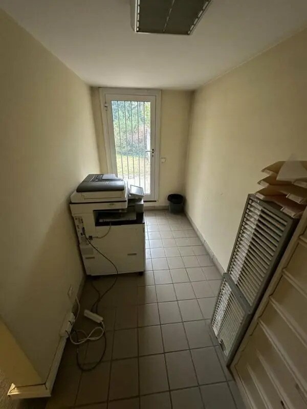 Bureau dans Saint-Maur-des-Fossés à louer Photo du bâtiment- Image 1 de 2