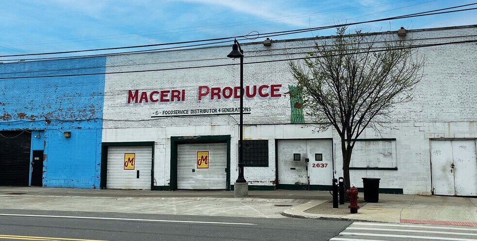 2625-2641 RUSSELL St, Detroit, MI à vendre - Photo principale - Image 1 de 8