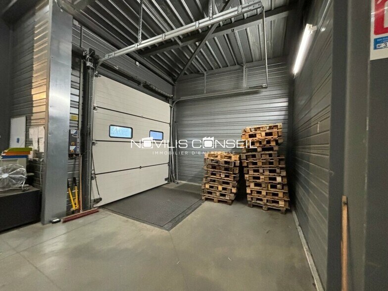 Industrial in Quint-Fonsegrives for lease - Interior Photo - Image 3 of 4