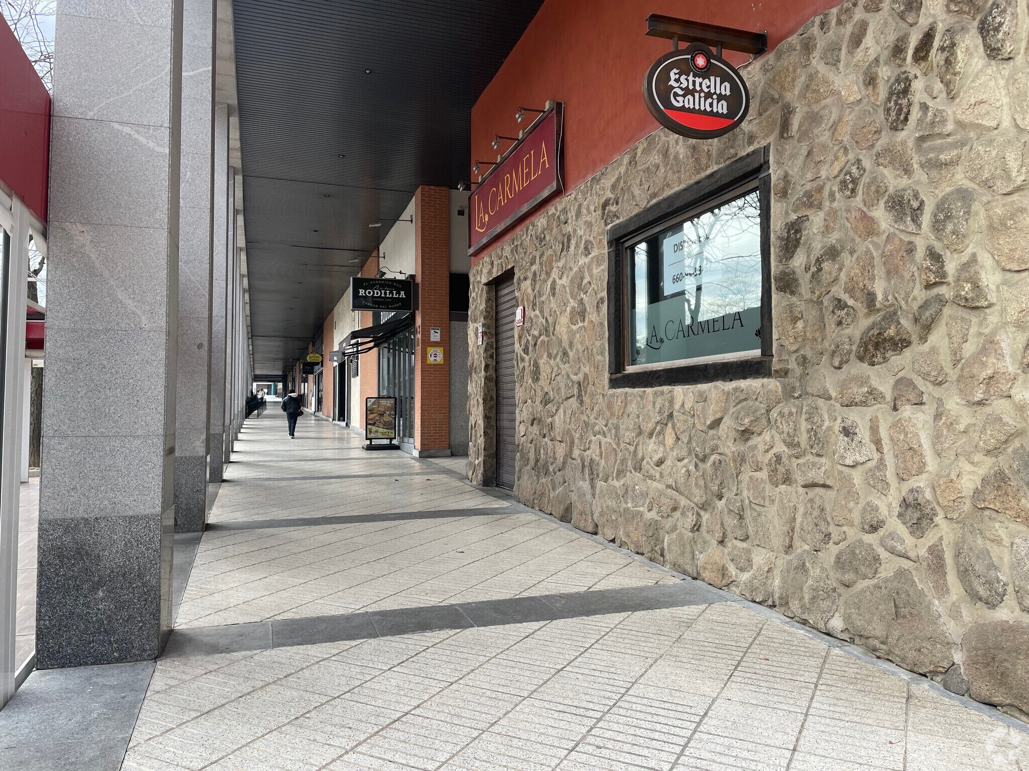 Calle Camilo José Cela, 3, Las Rozas de Madrid, Madrid for lease Interior Photo- Image 1 of 2