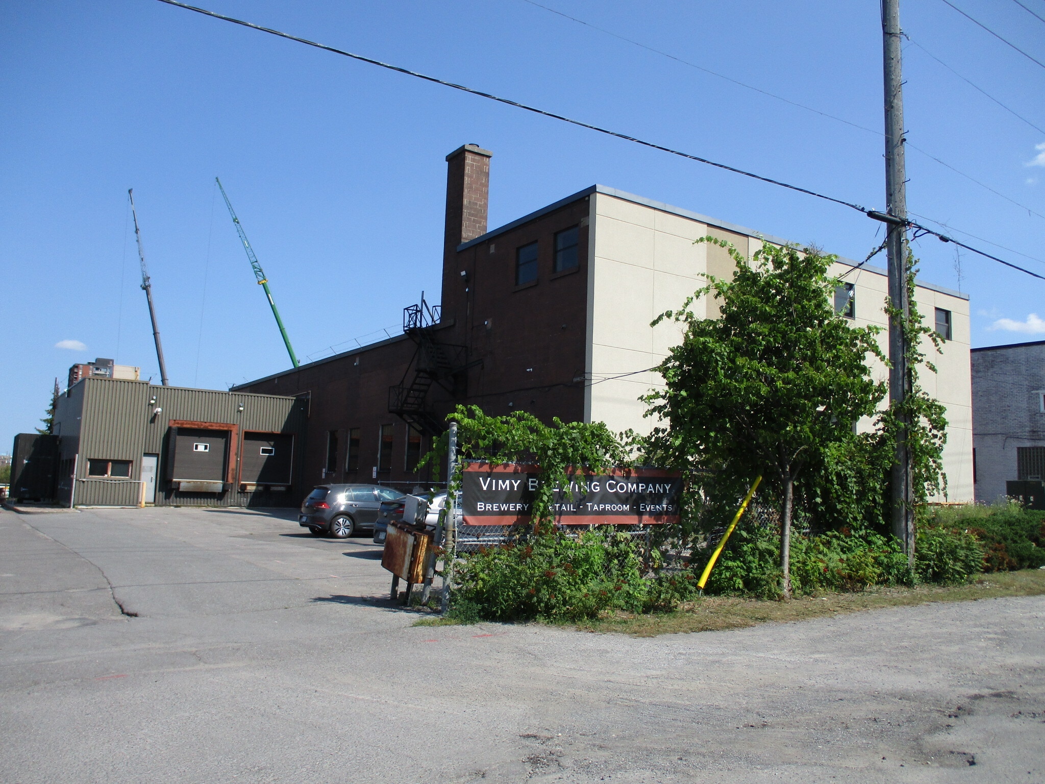 145 Loretta Ave N, Ottawa, ON for sale Primary Photo- Image 1 of 1