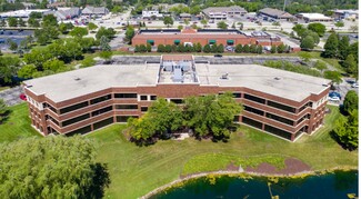 Plus de détails pour 300 N Corporate Dr, Brookfield, WI - Bureau à louer