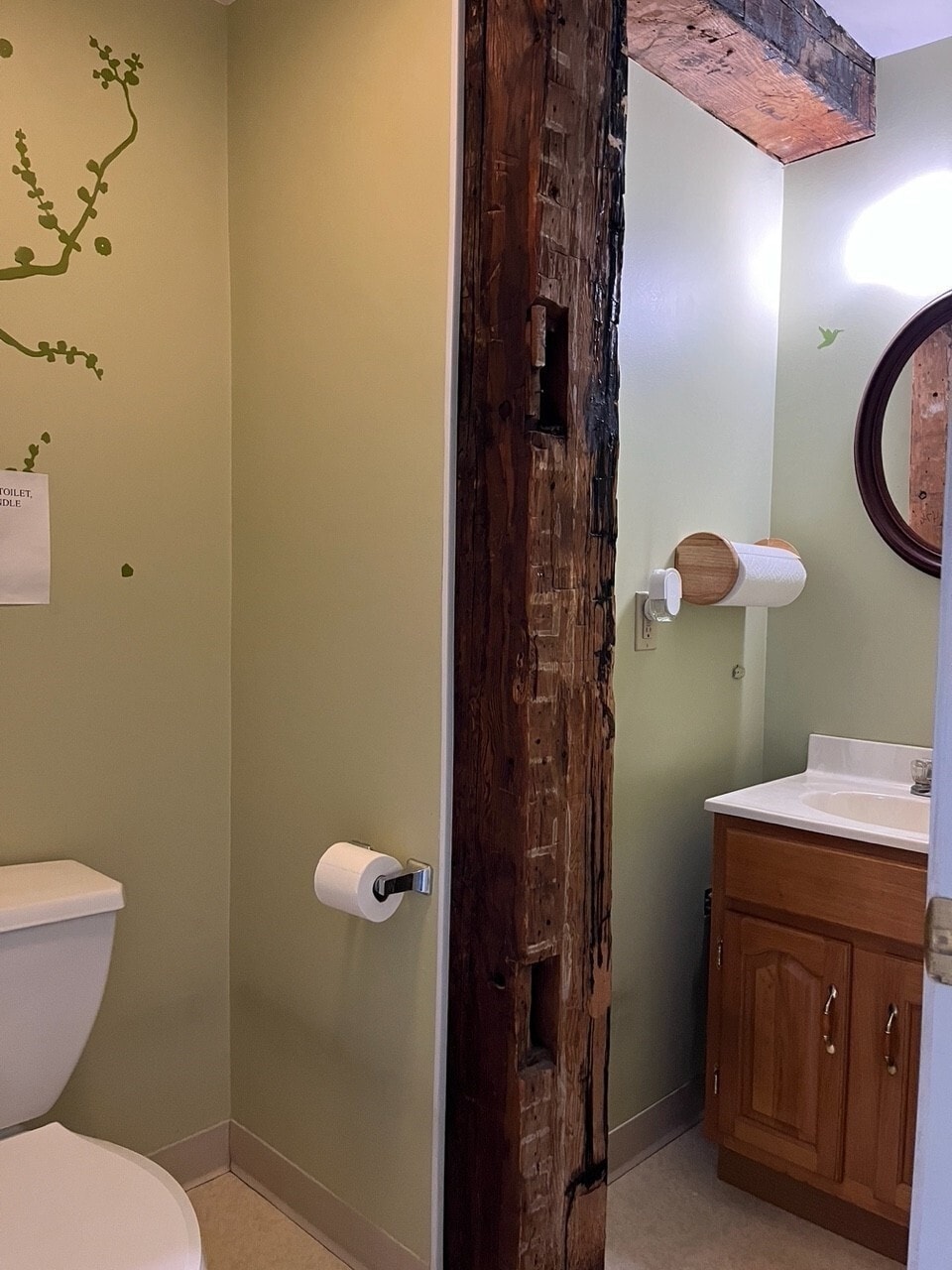 31 Bridge St, Shelburne Falls, MA for lease Interior Photo- Image 1 of 9