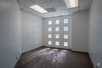 23120 Alicia Pky, Mission Viejo, CA à louer Photo intérieure- Image 2 de 2